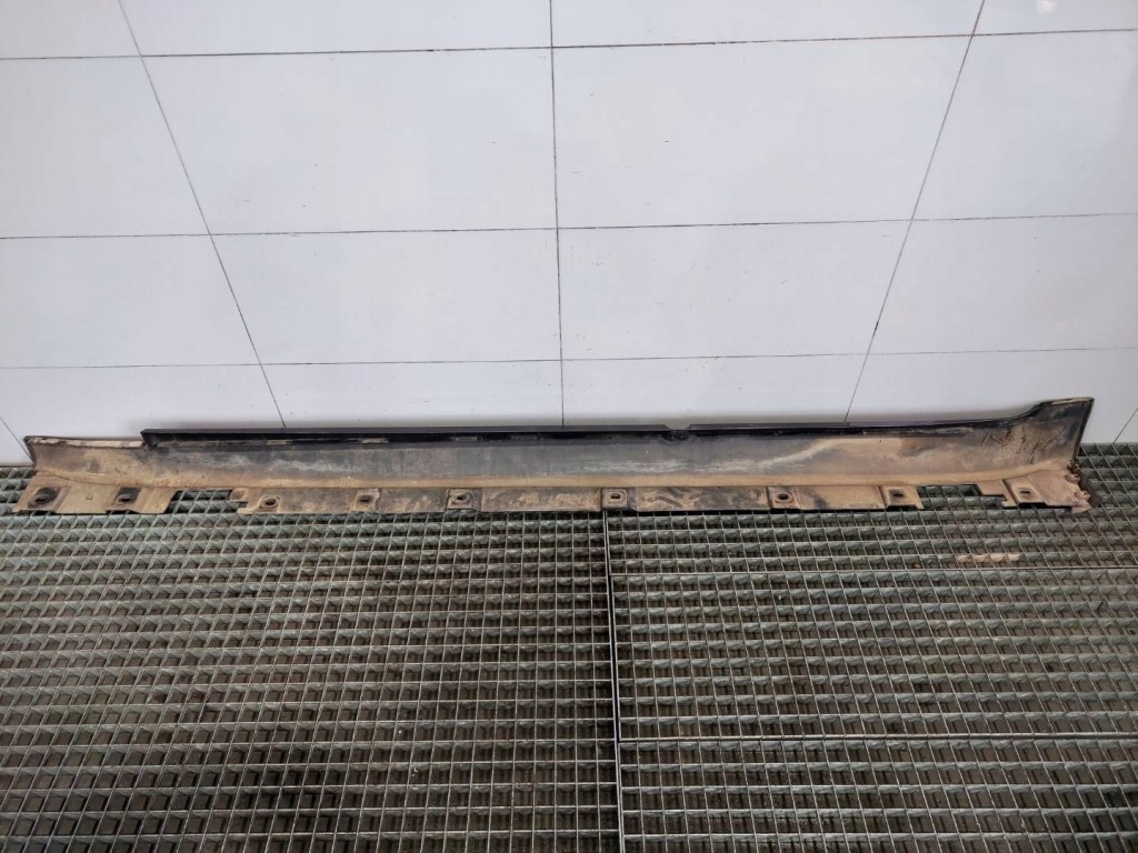 Молдинг порог порог правый  правая bmw 7 f01 f02 f03 f04 havanna металлик a17 Киев