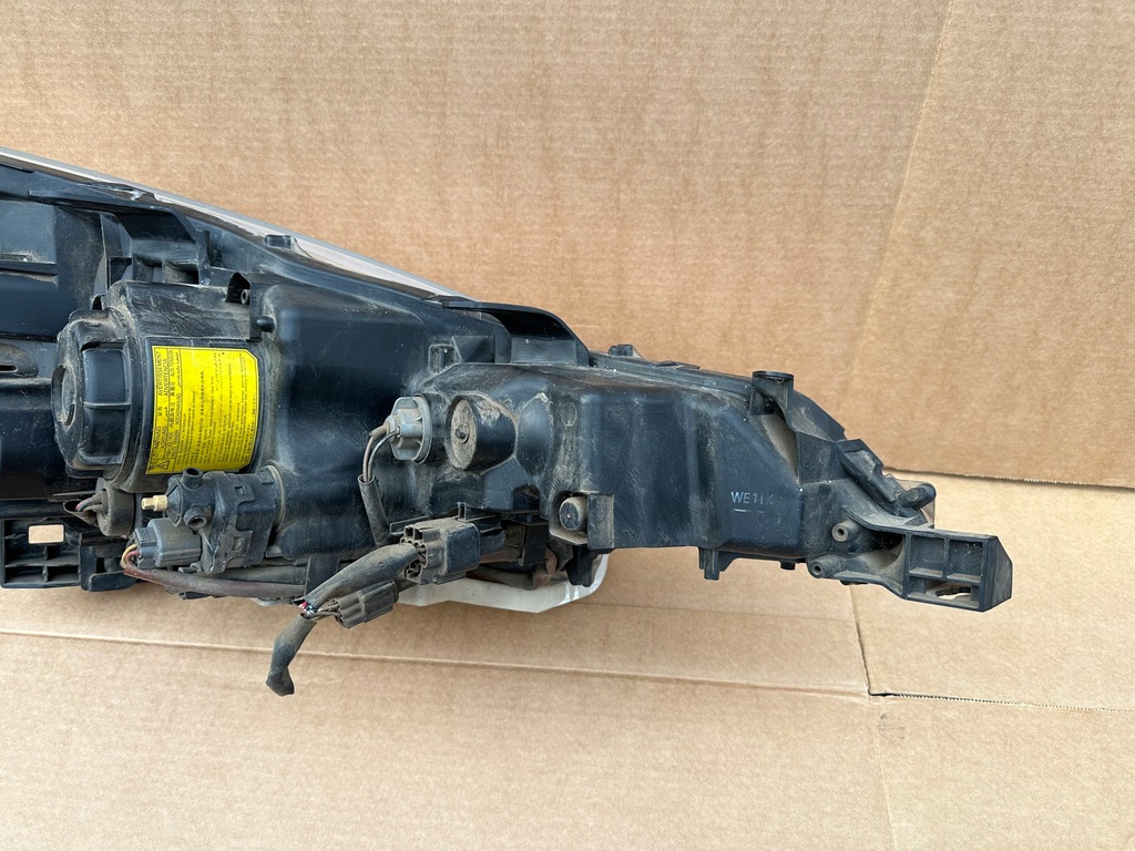 фото №12, Peugeot 4007 лампа левая ксенон europa комплектная