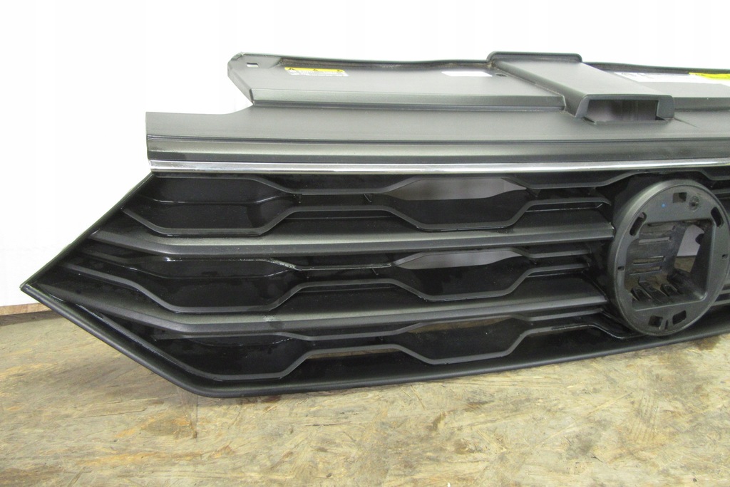 фото №2, Решётка радиатора решётка радиатора vw t-roc 2ga 17-