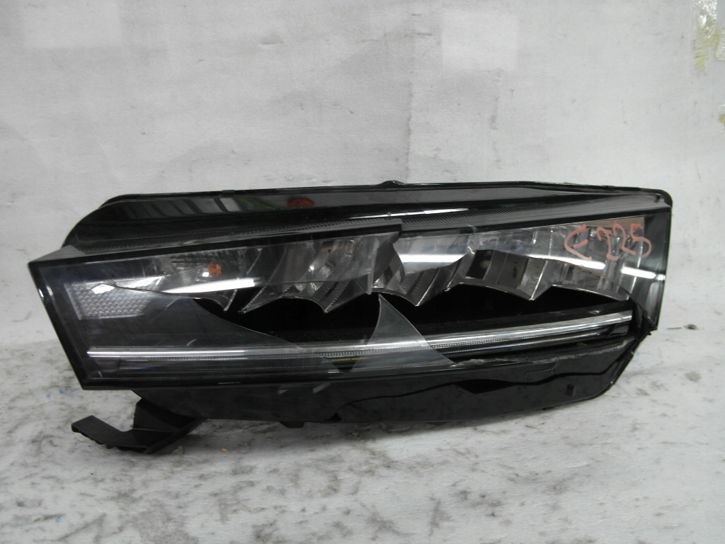 фото №1, Skoda octavia iv 4 led лампа передняя левая