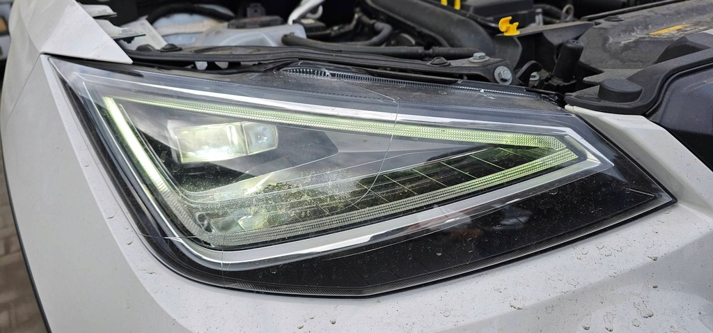 фото №1, Лампа права перед 6f1941008f led seat arona 6f9