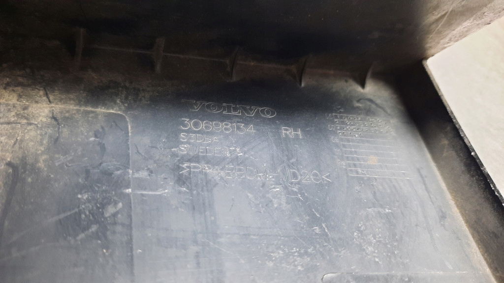 фото №7, Молдинг pod фара правая задняя volvo xc90 30698134