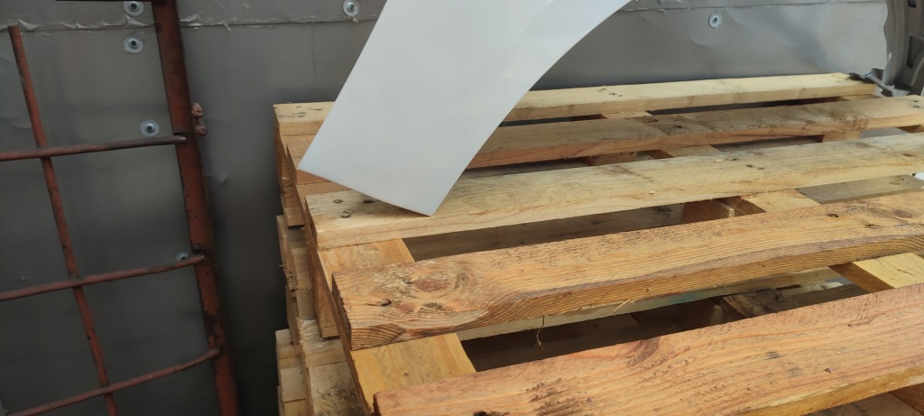 Крыло  правый  стальной tesla model 3 3 07.17-12.23r дорестайлинг  лак ppsw Доставка