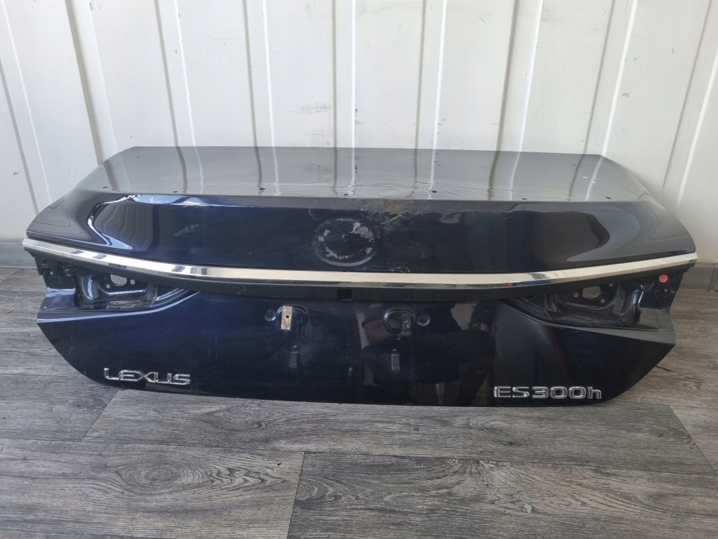 Крышка багажника задний  задняя lexus es vii 2018- Киев