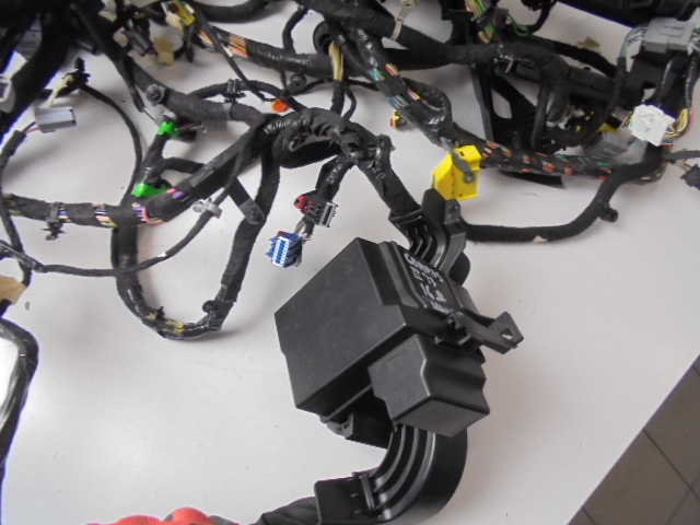 фото №3, Электропроводка салона jeep compass ii 1.6 d 2018 rok