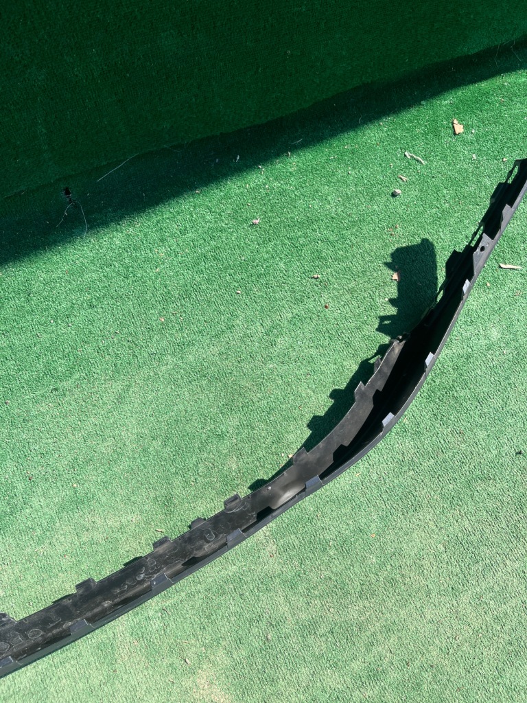 фото №11, Накладка молдинг бампера перед mercedes eqa a2438852603