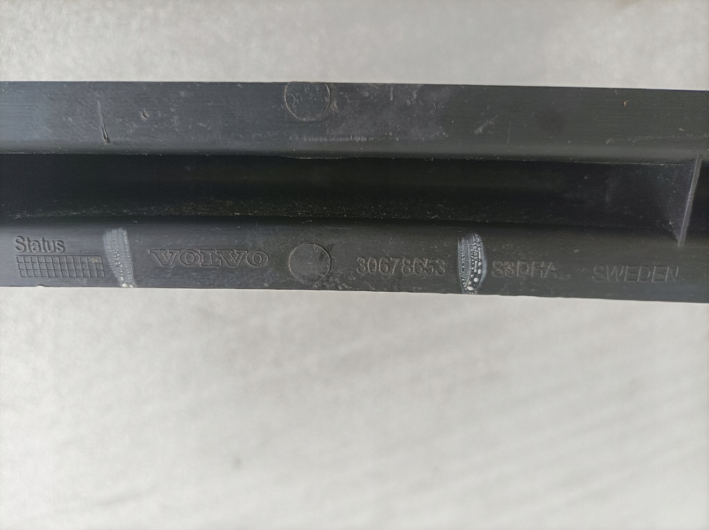 фото №10, Volvo xc70 напрямна кронштейн бампера задня 09-16