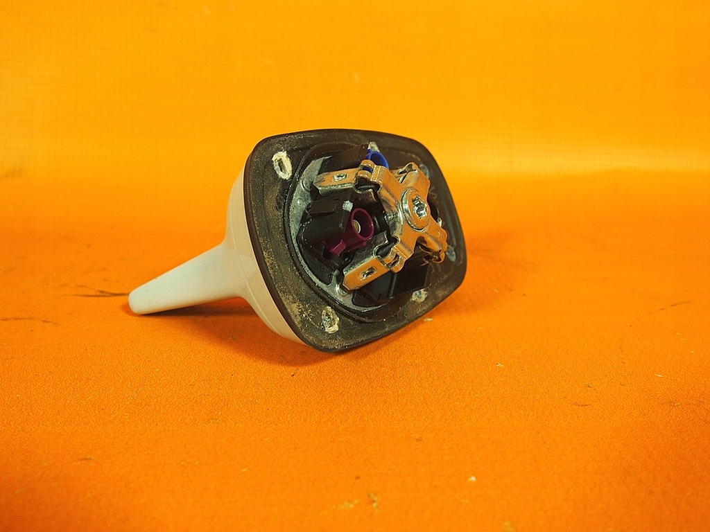 фото №9, Audi a3 s3 8v антенна кровельная gps 8v0035503ag ls9r