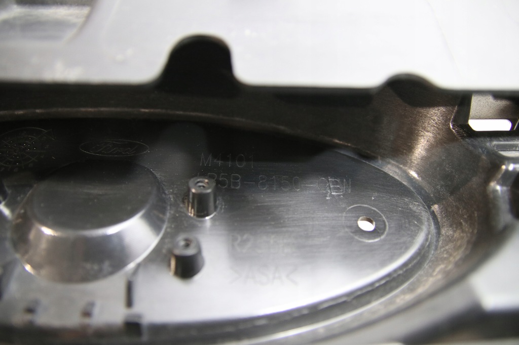 фото №14, Решётка радиатора решётка радиатора решётка хром logo оригинал ford explorer vi 6 2019-2024