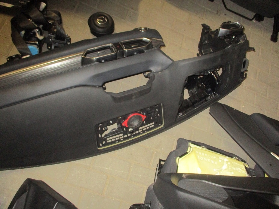 фото №3, Mazda cx5 ii консоль подушка безопасности ремни оригинал