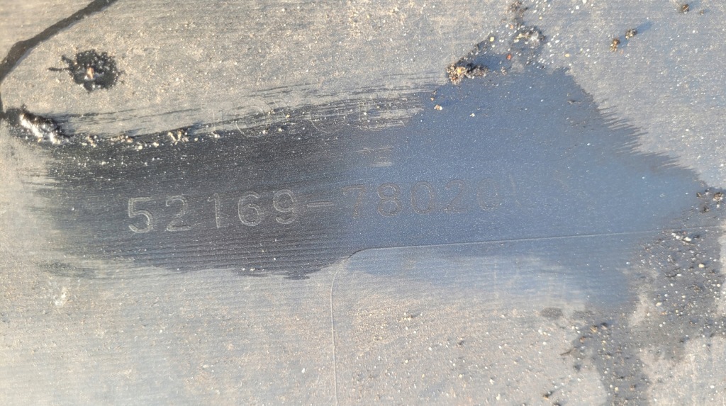 фото №12, Lexus nx200t 300h накладка дифузор спойлер бампера задня 52169-78020 // 2006