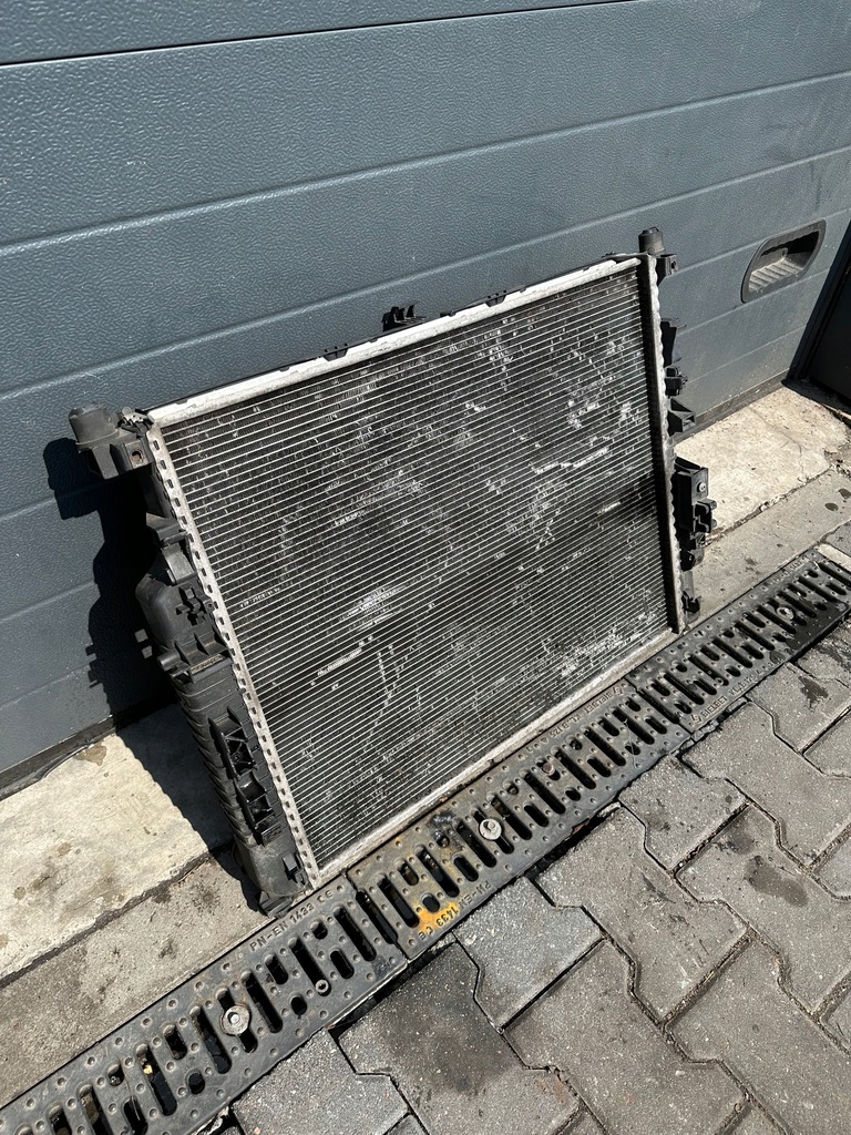 фото №1, Радиатор с вентилятор mercedes ml w164, r w251