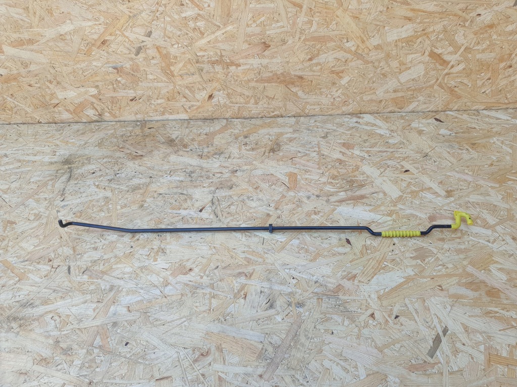 фото №1, Vw golf viii опора капот bacik