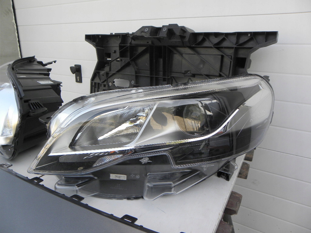 Peugeot expert 3 фари xsenon, бампер, підсилювач Зі Шроту