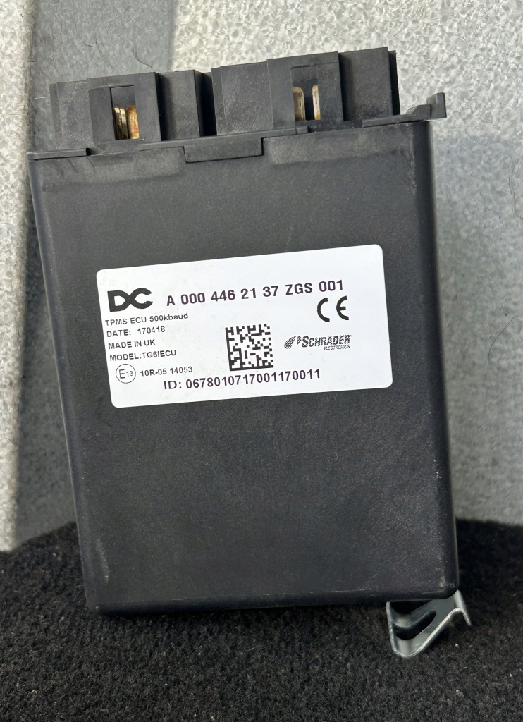 Купити Mercedes actros mp4 модуль тиску 0004462137