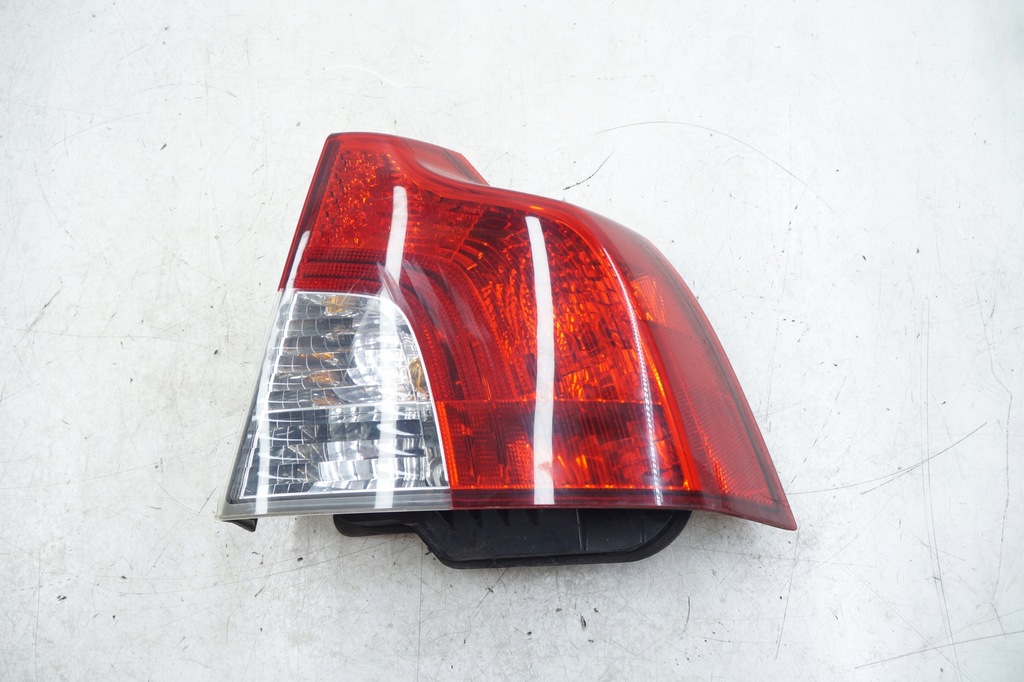 фото №1, Volvo s40 ii lift 07-12 лампа задня права org. 31214607