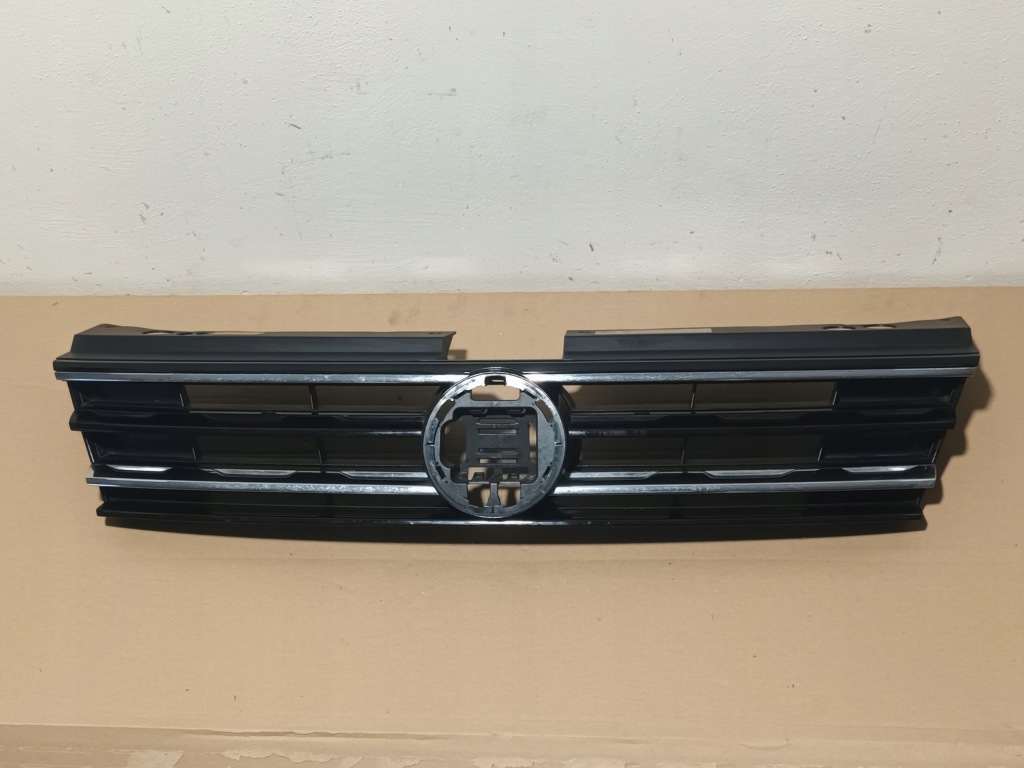 фото №1, Решітка радіатора vw tiguan ii 5na решітка радіатора