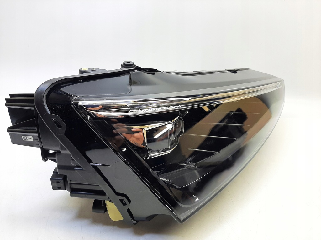 фото №2, Лампа передняя правая skoda scala 2019 led full