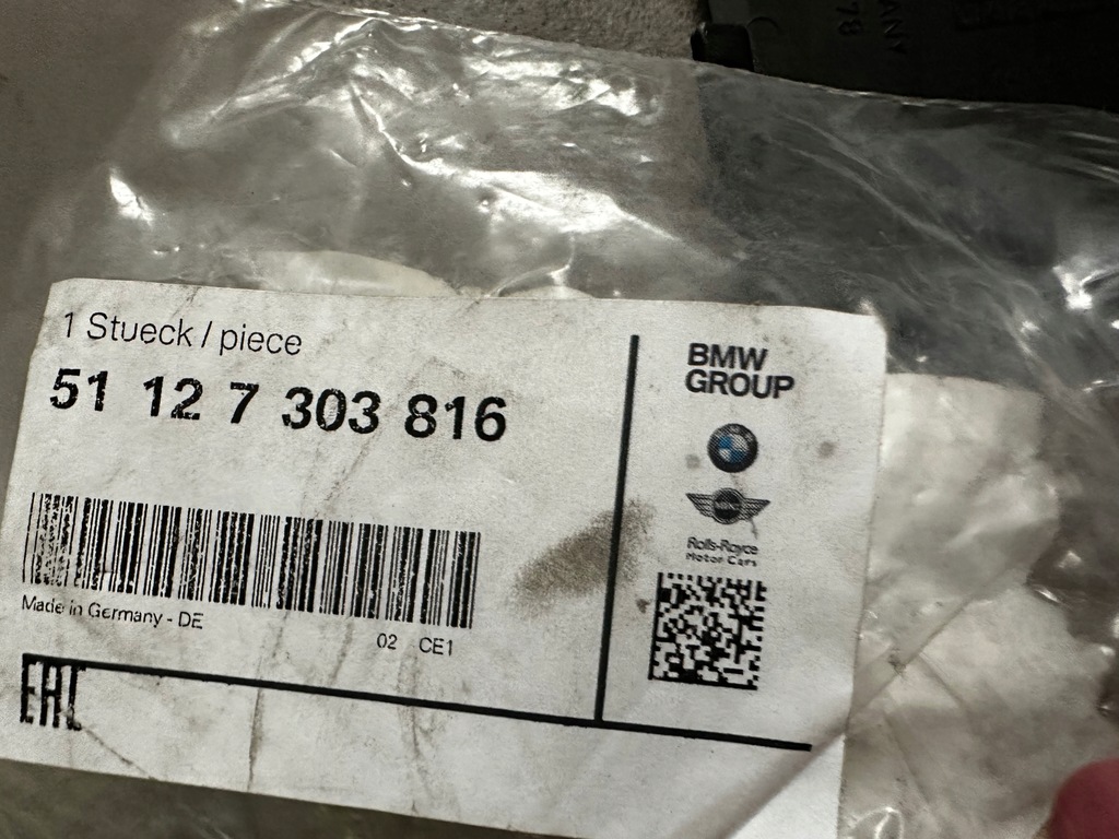 фото №5, Заглушка фаркоп задняя правая 7303816 bmw x1 e84