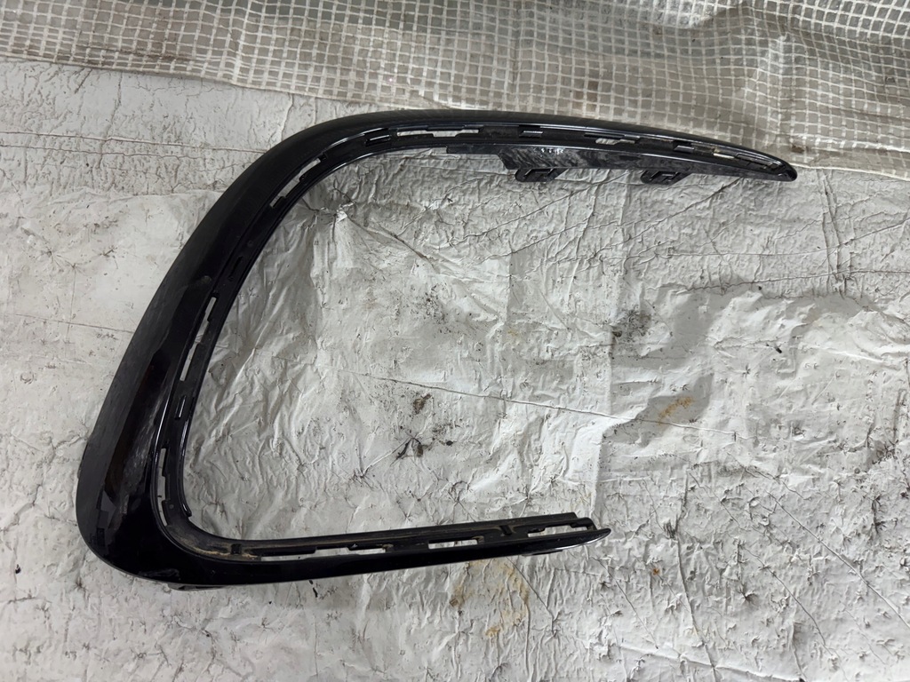 фото №1, Mercedes eqs w297 рамка правая накладка решётка