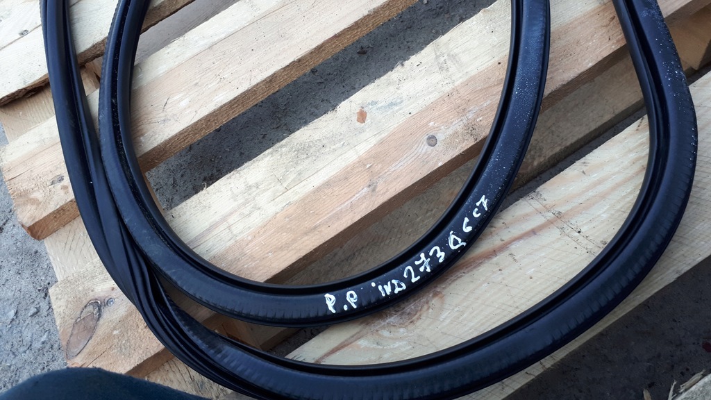 фото №8, S6 c7 a6 4g прокладка двері кузовна перед