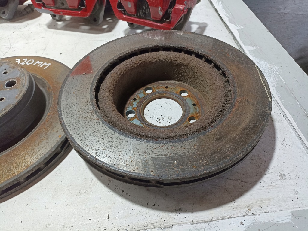 фото №3, Tesla model 3 суппорты тормозные диски тормозные