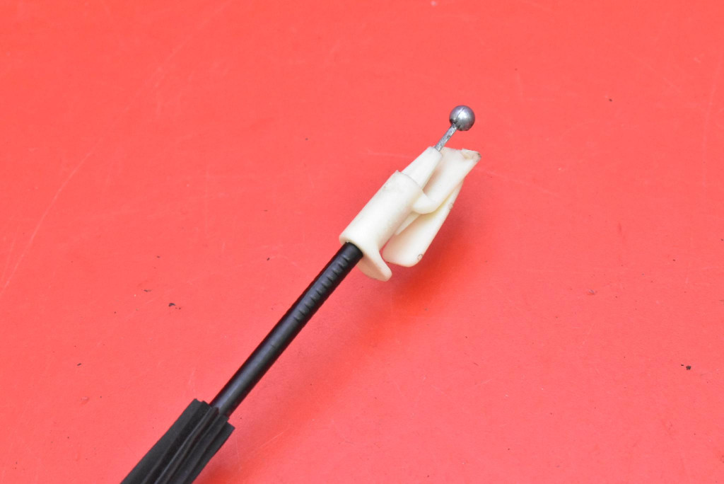 фото №9, Замок двері лівий перед передній eu 13528307 opel ampera-e bolt ii 17-20