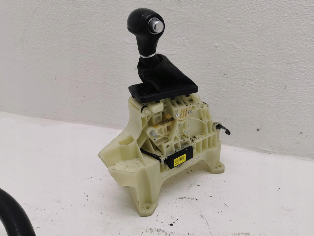 фото №1, Домкрат ручка zmianybiegów kia carens iv 1.7 crdi