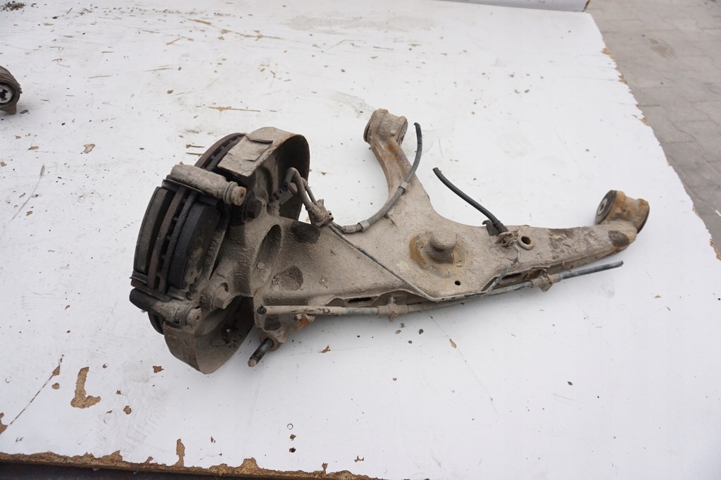 фото №1, Поворотный кулак ступица рычаг левый задняя volkswagen transporter t5