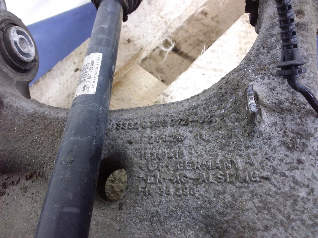 Bmw 5 f10 f11 2.0 d поворотний кулак привідний вал задні права Недорого