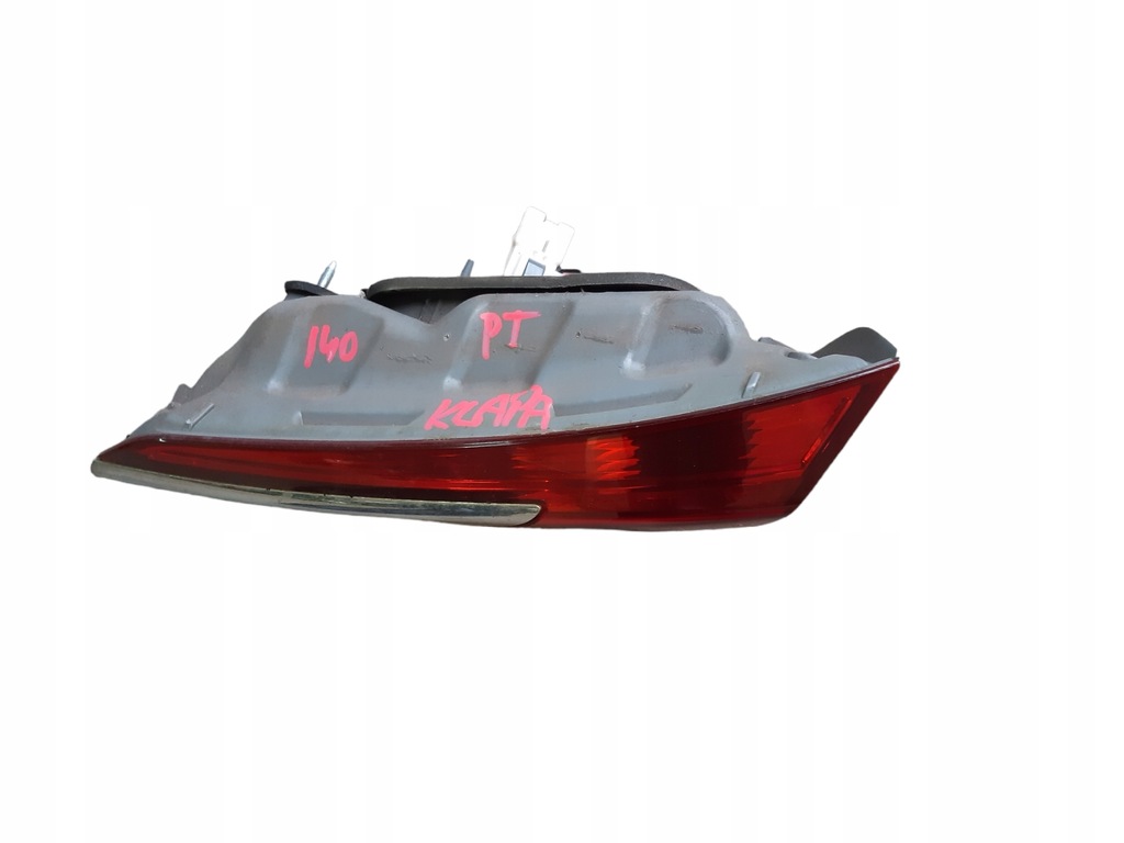 фото №9, Hyundai i40 kombi 11- лампа правая задняя - w крышка