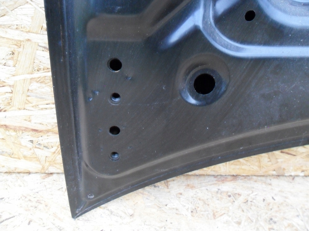 фото №12, Kia carens un 2006- капот