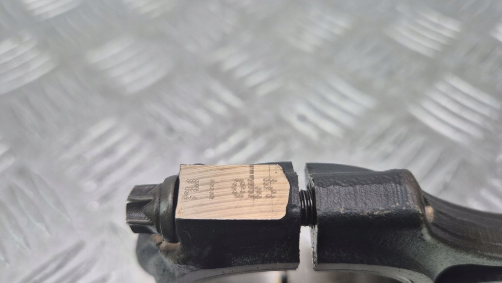 фото №11, Поршень mercedes a160 w176 dfa2700317 m270.910