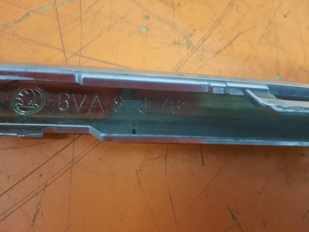 фото №6, Skoda fabia iv 21- хром решётка радиатора / решётка радиатора 6va853761