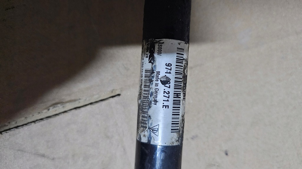 фото №1, Приводной вал перед передняя правая porsche panamera 971 оригинальный номер