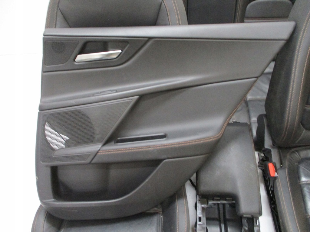 фото №5, Сиденья обивка кожа jaguar xe 16r sedan