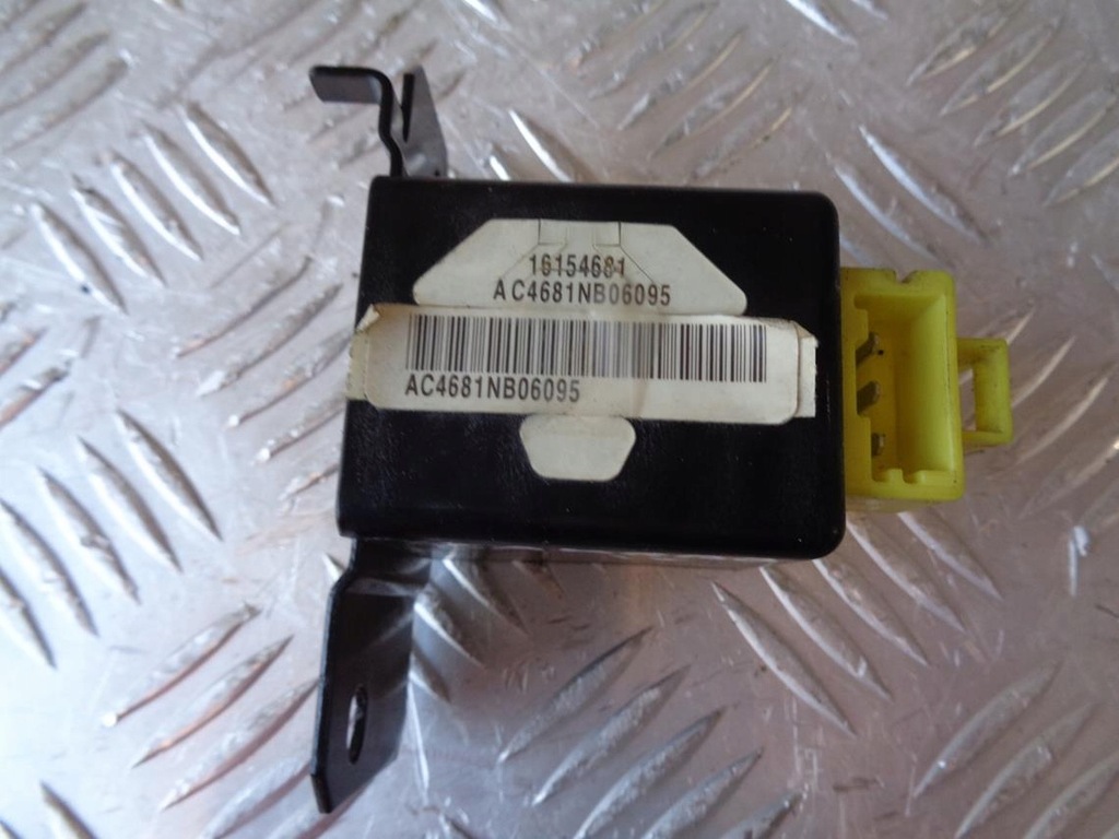 фото №5, Модуль датчик ударный chevrolet camaro iv 92-