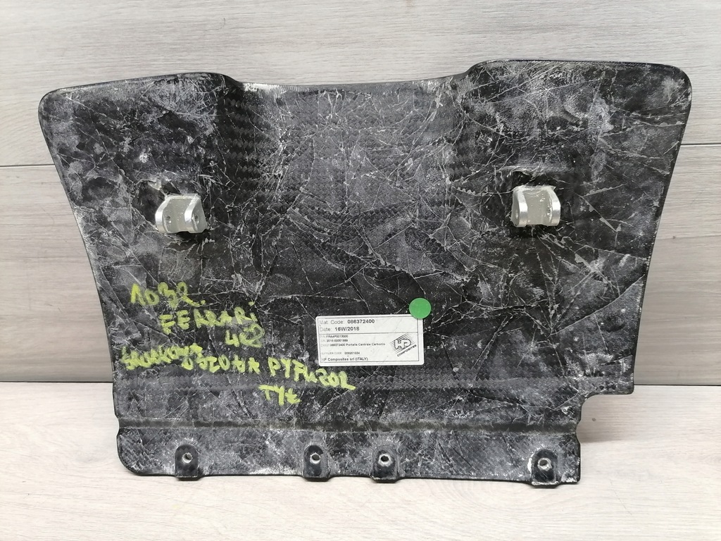 фото №7, Ferrari 488 средняя защита диффузор задняя 86372400