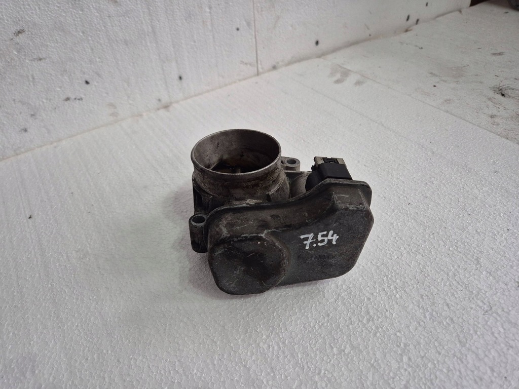 фото №1, Дроссельная заслонка 12568796 opel vectra c signum 2.2 16v