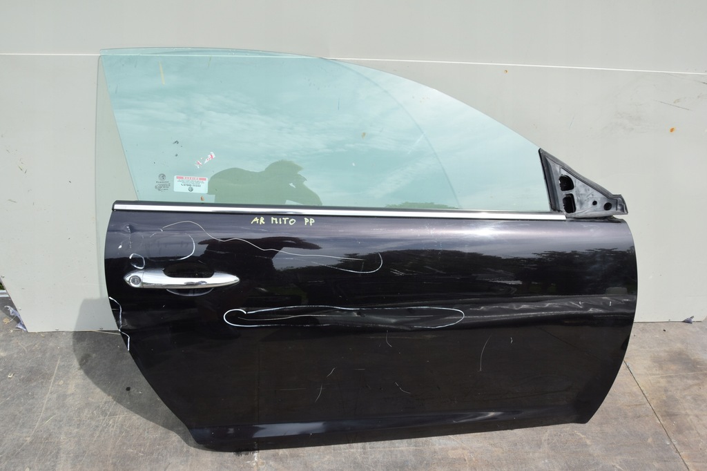 фото №1, Alfa romeo mito двері праве