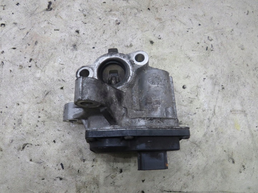 фото №1, Дроссельная заслонка x-trail iii t32 1.6 dci 147100789r