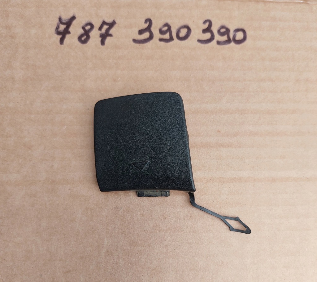 фото №1, Bmw x1 оригінальна заглушка бампера фаркоп задня