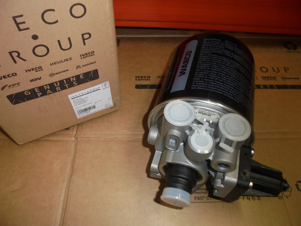 Купить Основание осушителя iveco eurotrakker 8137622