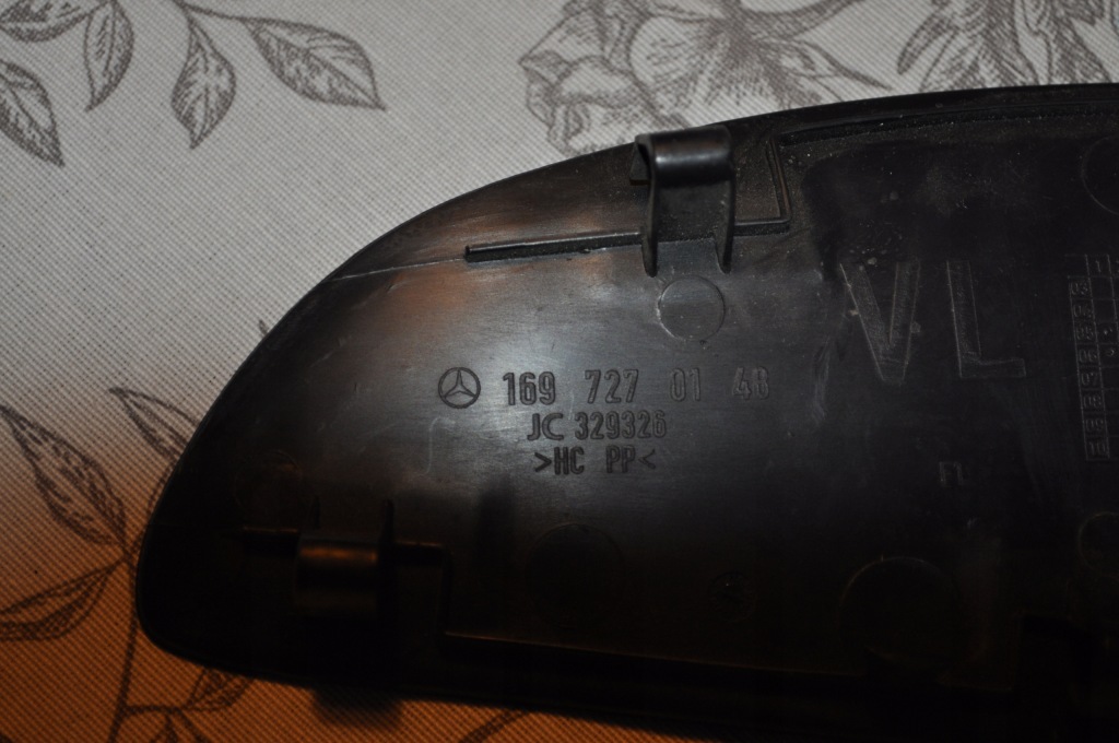 фото №3, Заглушка обшивка дверь mercedes w245 1697270148