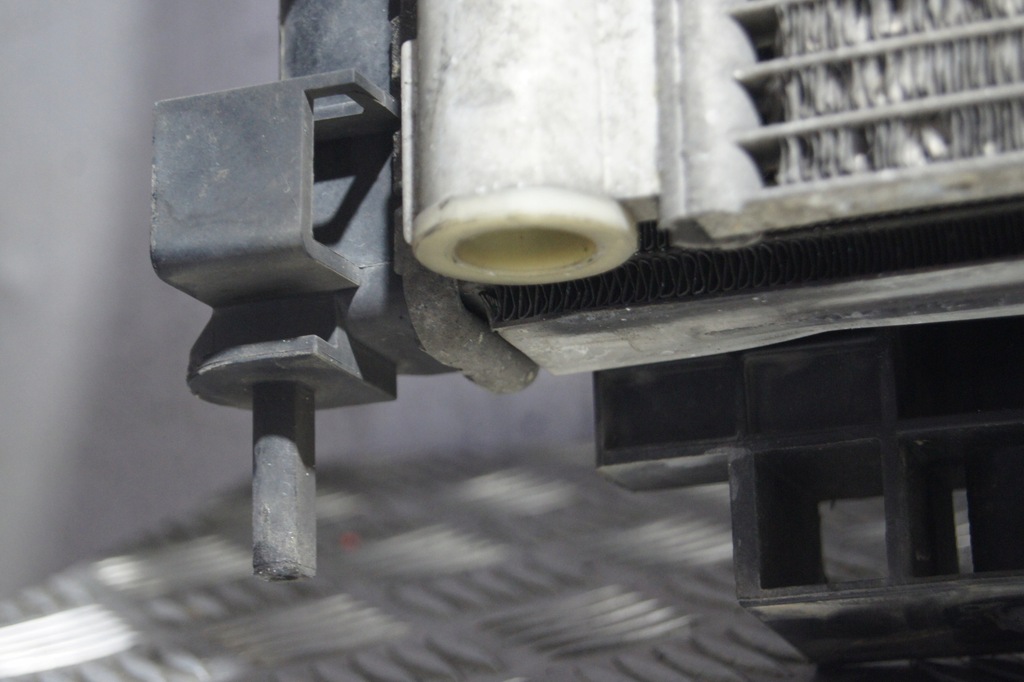 фото №9, Комплект радиатор вентилятор dacia duster i