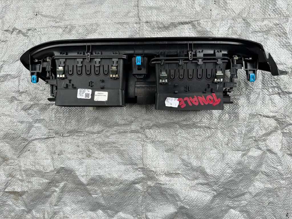 фото №2, Alfa romeo tonale панель керування