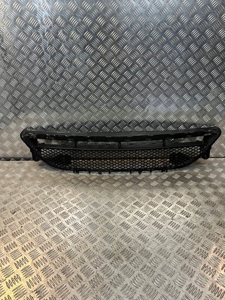 Купить Решётка бампера перед a2138856900 mercedes e w213