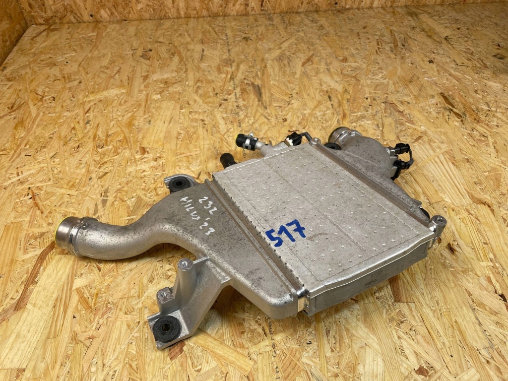 Купити Радіатор повітря інтеркулер toyota hilux viii 2.4d рестайлінг  2020-