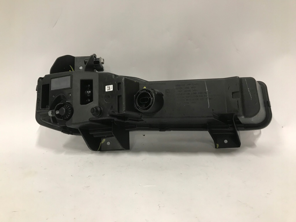 фото №4, Tesla model s plaid 22- противотуманная фара led левый europa