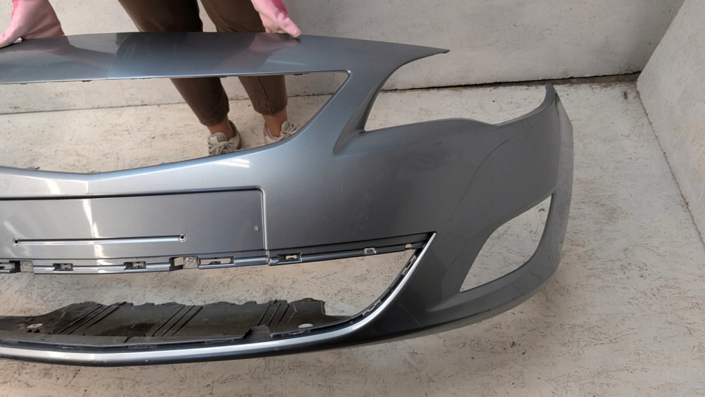 Купить Opel astra iv 4 j 09-13 бампер перед передний без отверстий 13264403